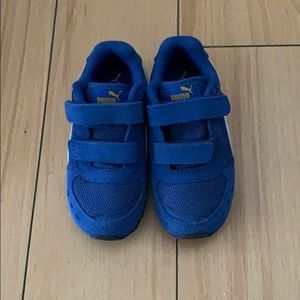 Toddler PUMA shoes size 8